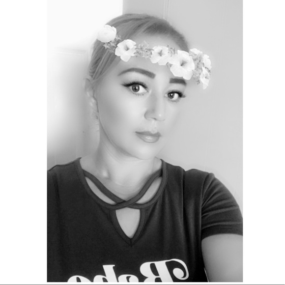 Meet your Posher, Leyda - Picture 1 of 1